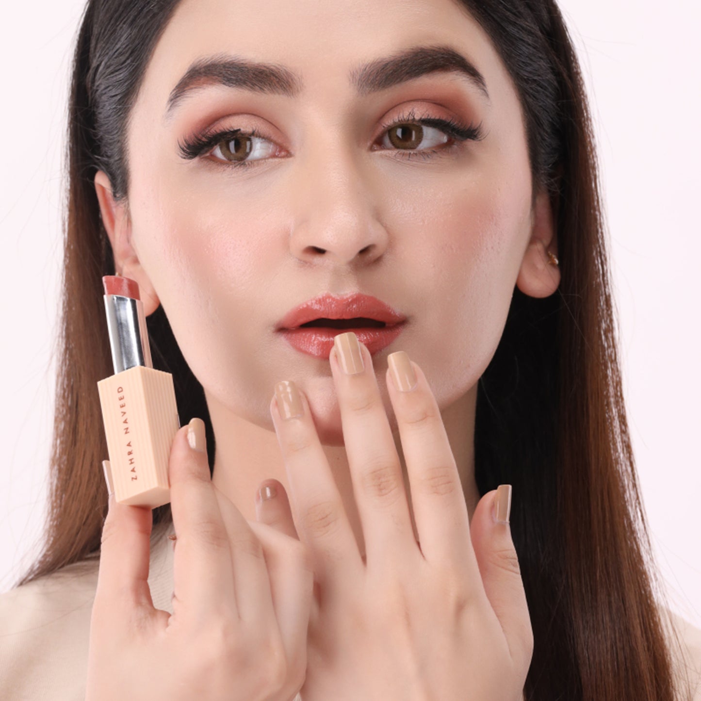 Bullet Lipstick (Moisturizing)