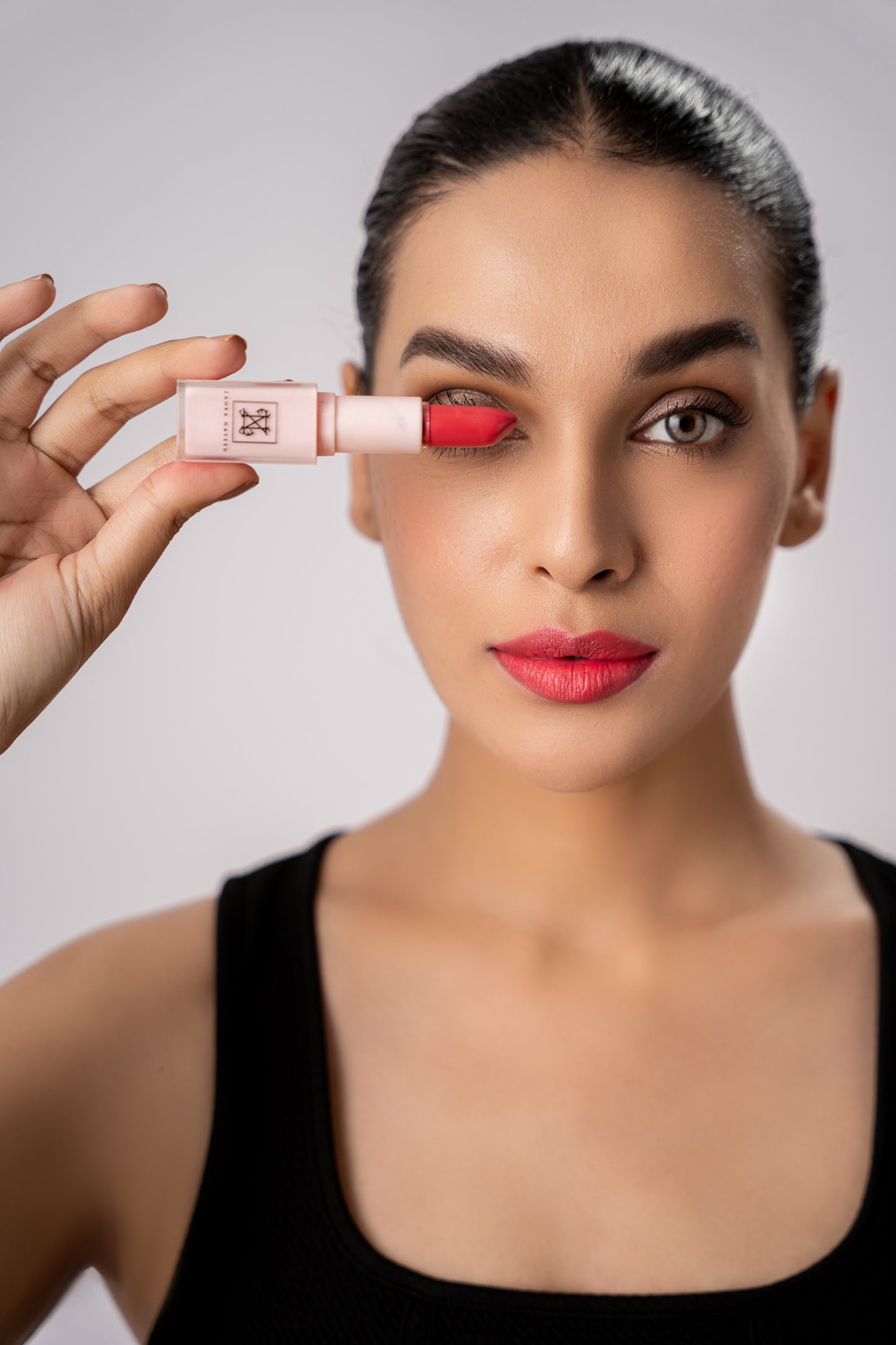 coral shade lipstick