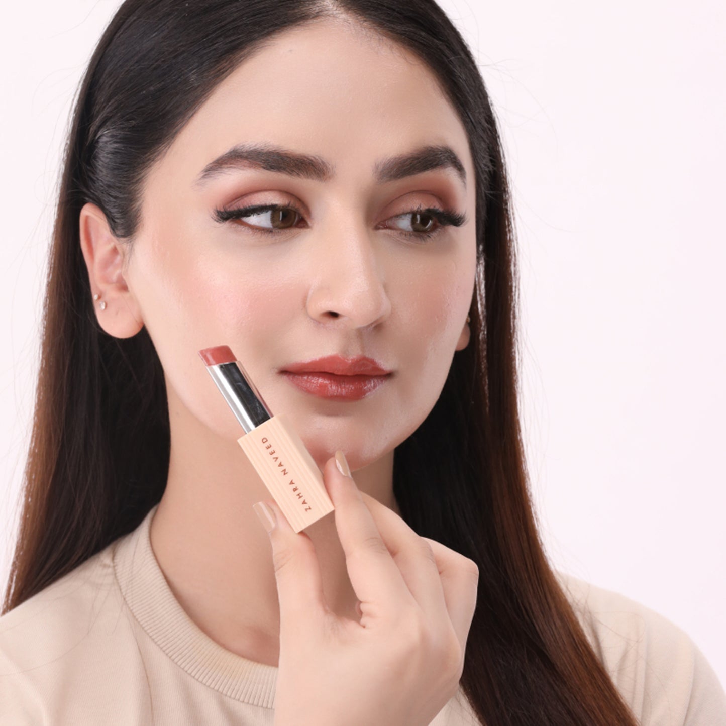 Bullet Lipstick (Moisturizing)